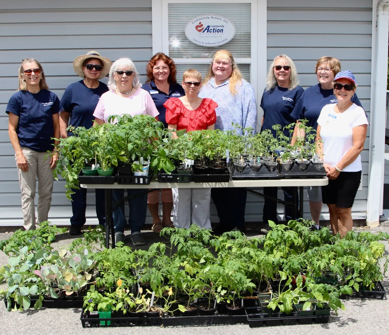 (Pictured above: Clarion Master Gardeners presenting vegetables to Community Action are Alice Thurau, Pam Hufnagel, Liz Gallagher, Melissa Dolecki (Penn State Extension), Community Action Case Manager Heather Reynolds, Community Action Executive Director Sue Fusco, Sue McElhattan, Stephanie Wilshire, and Rosie Lawrence.)
